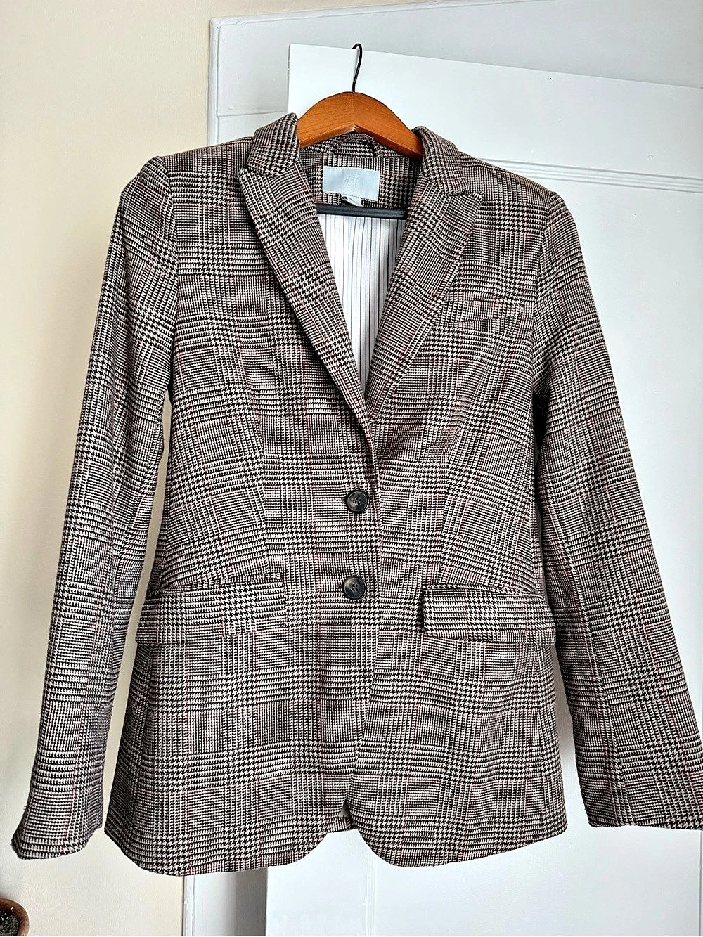 H&M Plaid Blazer in Brown & Black